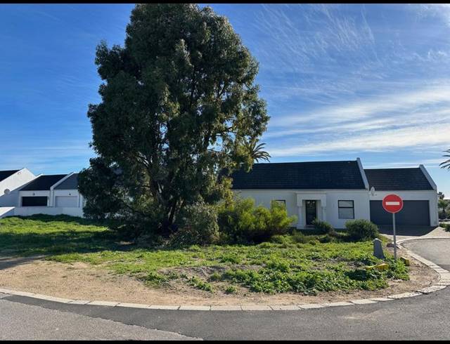 LAND FOR SALE IN SHELLEY POINT